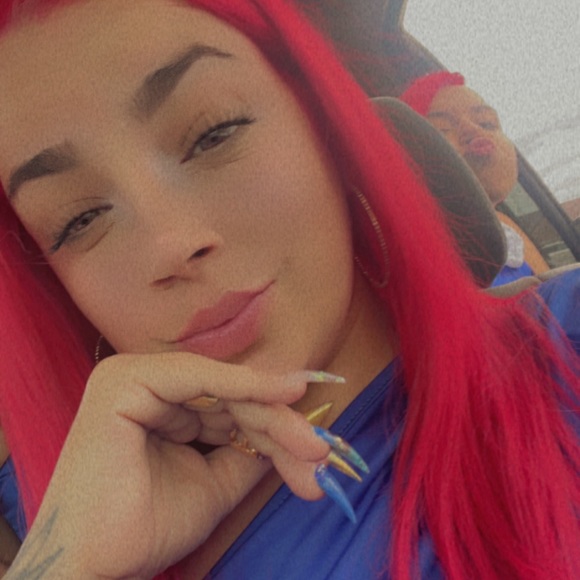 Meet your Posher, Giselle - Picture 1 of 1